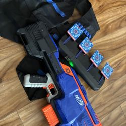 Automatic nerf gun with vest and bullseye