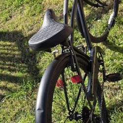 Schwinn Commuter Bicycle 