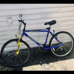 Mountain Bike 🚵‍♀️ For Sale!!🔥💯
