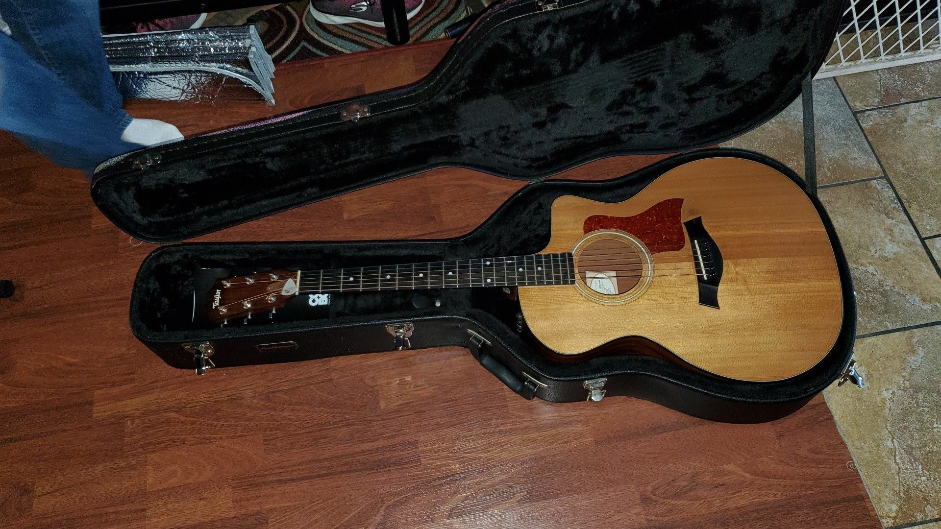 Model no. 114ce Taylor guitar