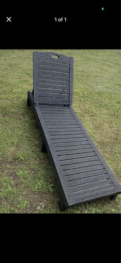 Outdoor Lounge Chair