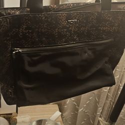 TUMI travel bag pink inside