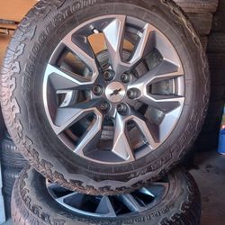 JUEGO DE RRINES PARA TROCAS CHEVROLET TAHOE SUBURVAN GMC YANTAZ BUENAS MEDIDA 20