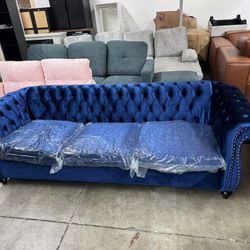 Modern Chesterfield 3-Seater Sofa, Tufted Velvet Upholstered Couch with Nailhead Trim and Deep Seating, Blue