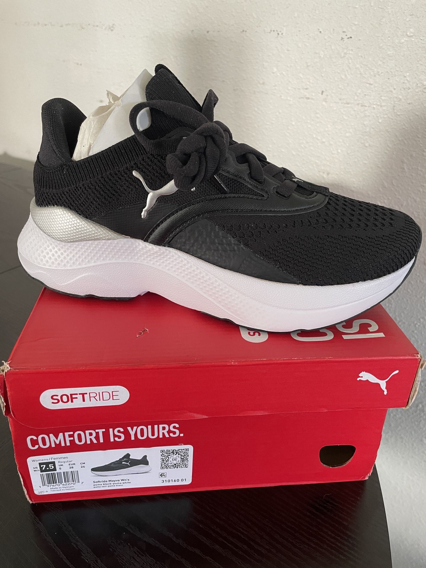 Women’s Puma’s Shoes