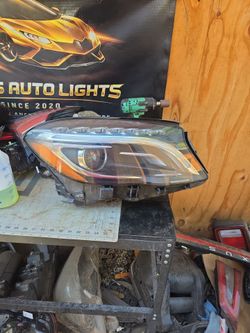 Mercedes-Benz X156 GLA200 Bi Xenon Headlight GLA180 W156 HID RIGHT 201to2017 OEM