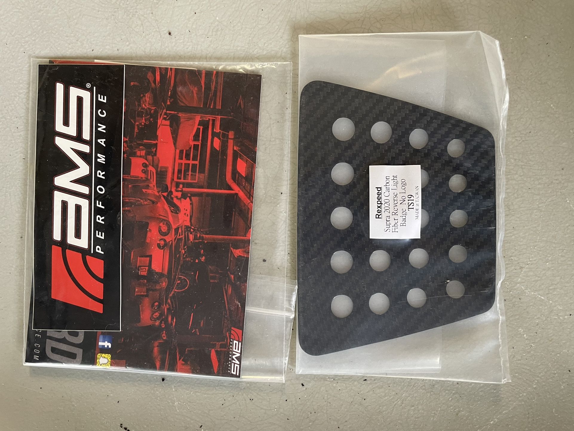 Rexpeed 2020 Supra Carbon Fiber Reverse Light Badge No Logo