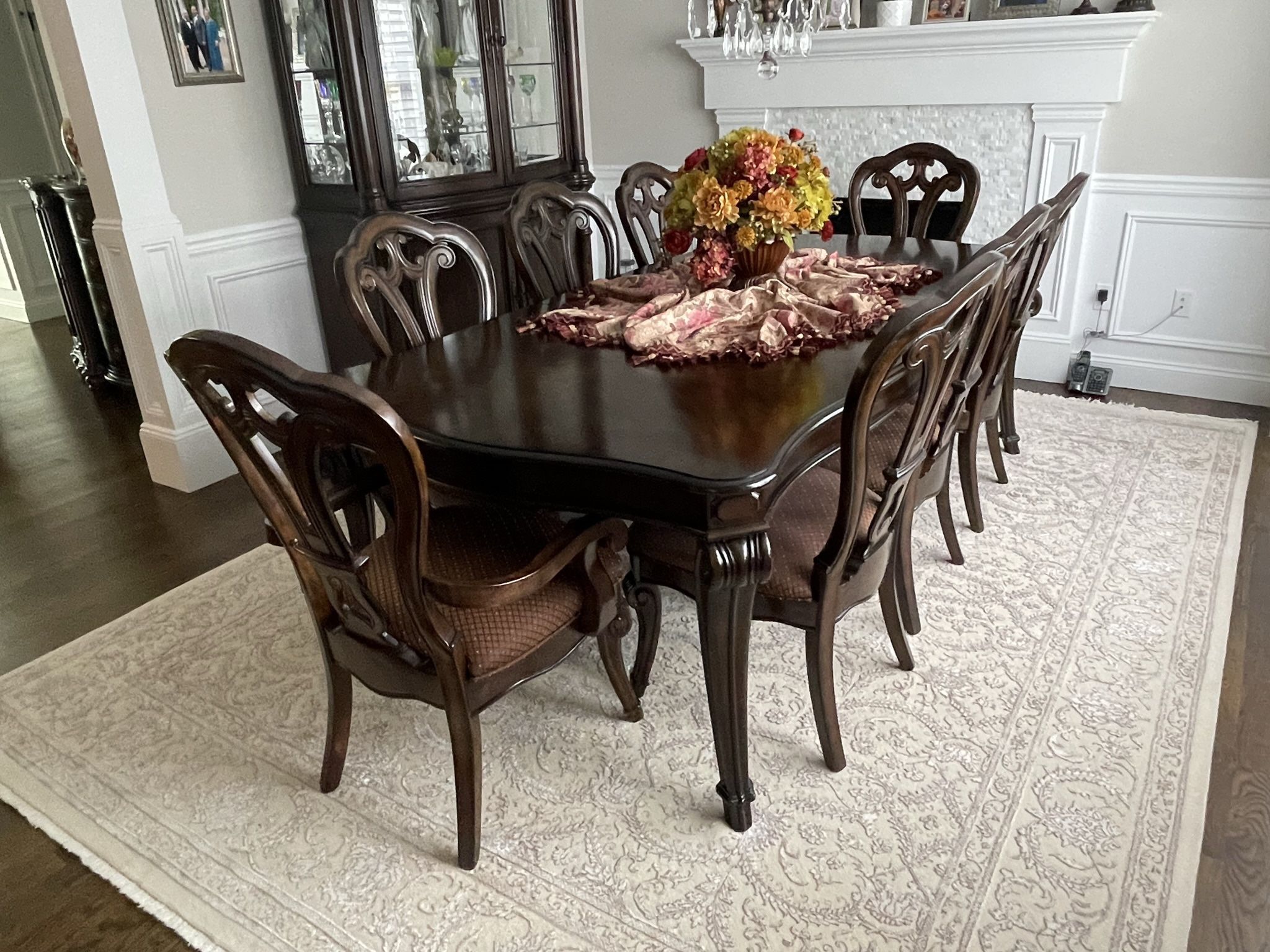 Bernhardt James Island Dining Room Set