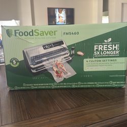 FoodSaver FM 5460 Food Preservation System starter kit
