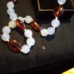NEW AMBER AND QUARTZ NECKLACE