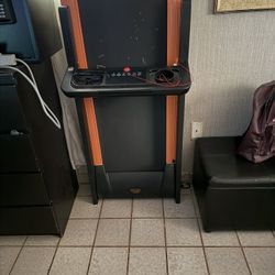 Treadmill 