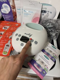 Breastfeeding items New in Box