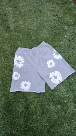 Grey denim tear shorts