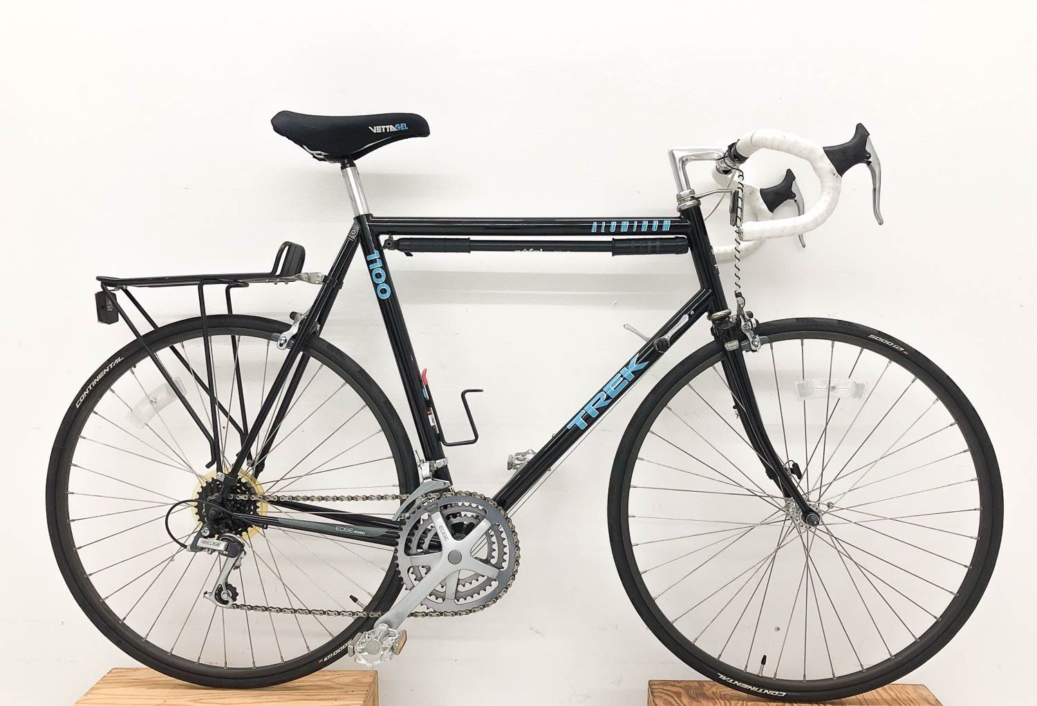Black Trek 1100 Aluminum Road Bike – One Owner - Excellent Condition!