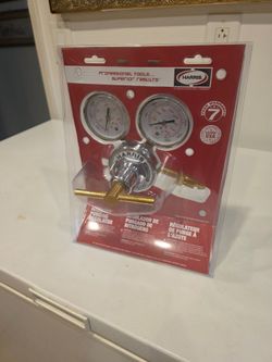 Gas regulator brand new Harris