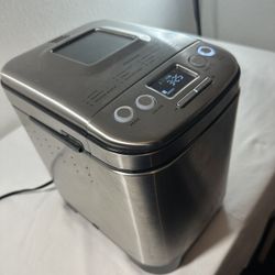 Cuisinart CBK-100 Compact Automatic Bread Maker Silver, 2 Lb Capacity