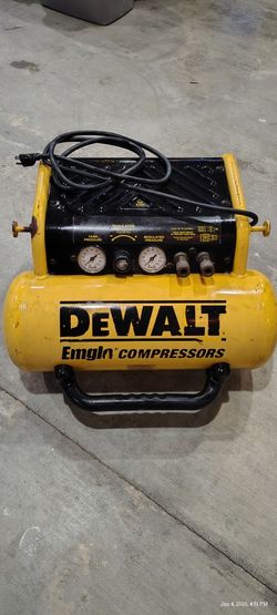  DeWalt air Compressor 