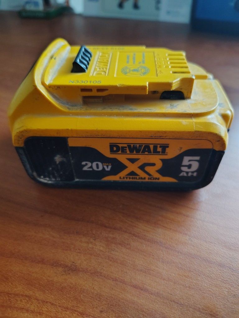 DeWalt Lithium Ion Battery 20V/5AH.