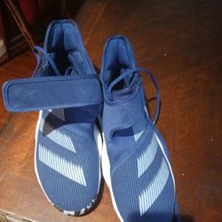Men's Adidas Size 10