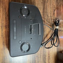 Phillips iPhone iPad Speaker Dock