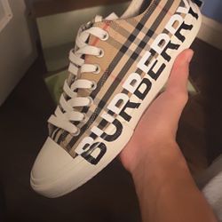 Burberry Kicks