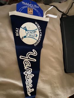 Mitchell and Ness Yankees banners