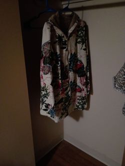 Ladies Outdoor Jacket