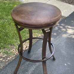 Set Of 3  Bar Stools  