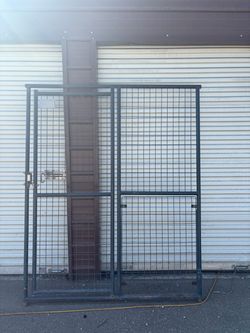 Dog kennel