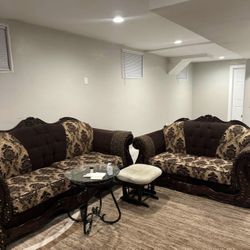 3 Sofas 