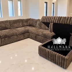 Fluffy Sectionals (Pullout Bed, Storage USB)