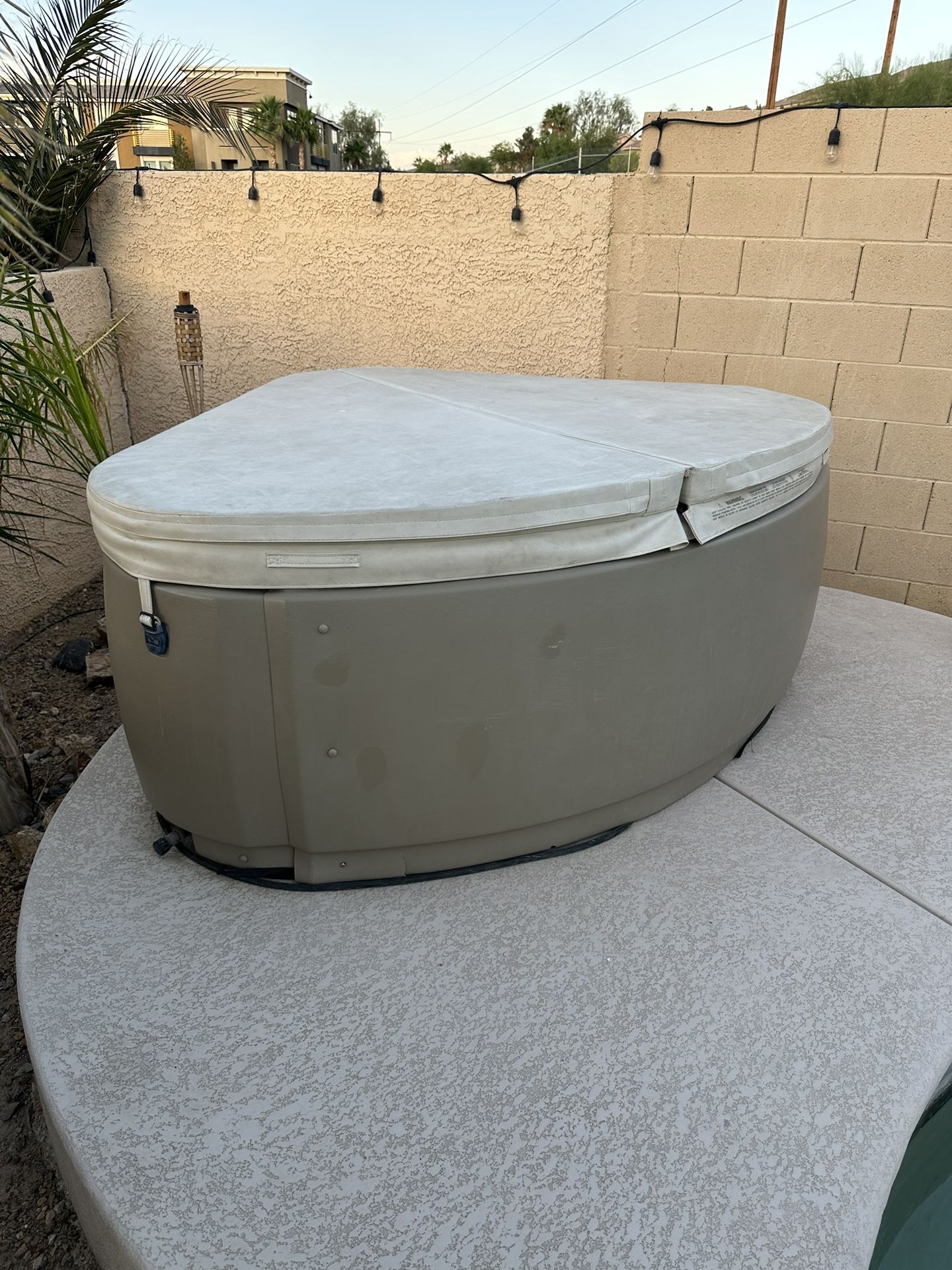 Solana Hot Springs Spa (hot Tub)