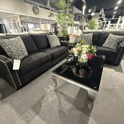 2 Pc Sofa And Loveseat 