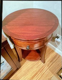 Round Wooden End Table with Drawer & Shelf –