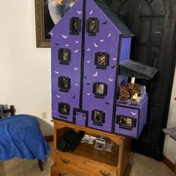 4 Story Disney-like Doll House For Barbie Or Vampirina Or LOL Dolls 