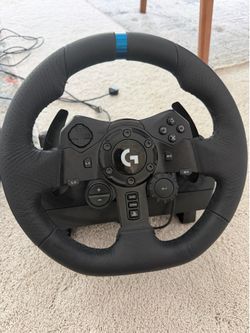Logitech G923 TrueForce Racing Simulator