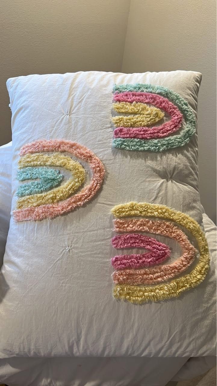 Pottery Barn Twin  Candlewick rainbow Bedding 