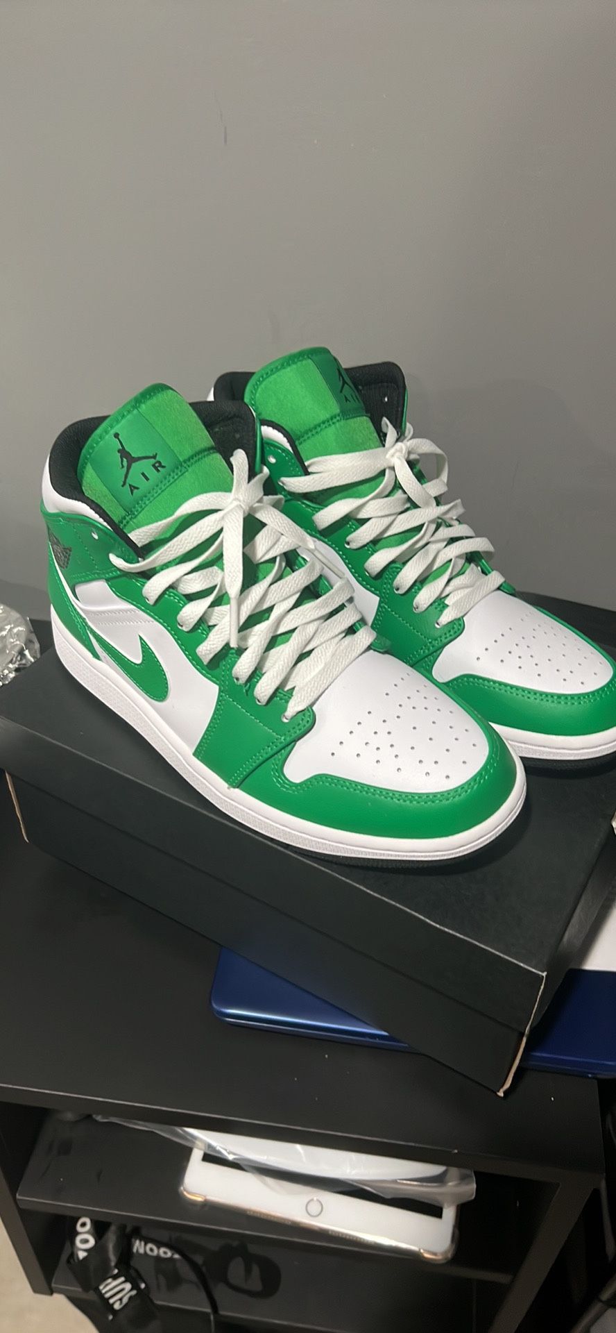 Jordan 1