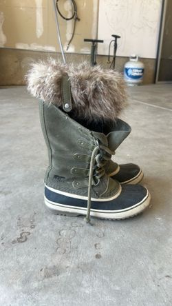 Size 7 Sorel Boots
