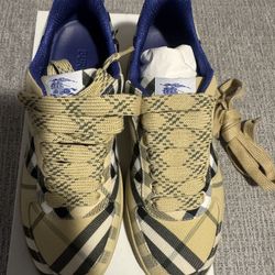 Burberry Shoes, Size 40. (US 7 men, 8.5 women)