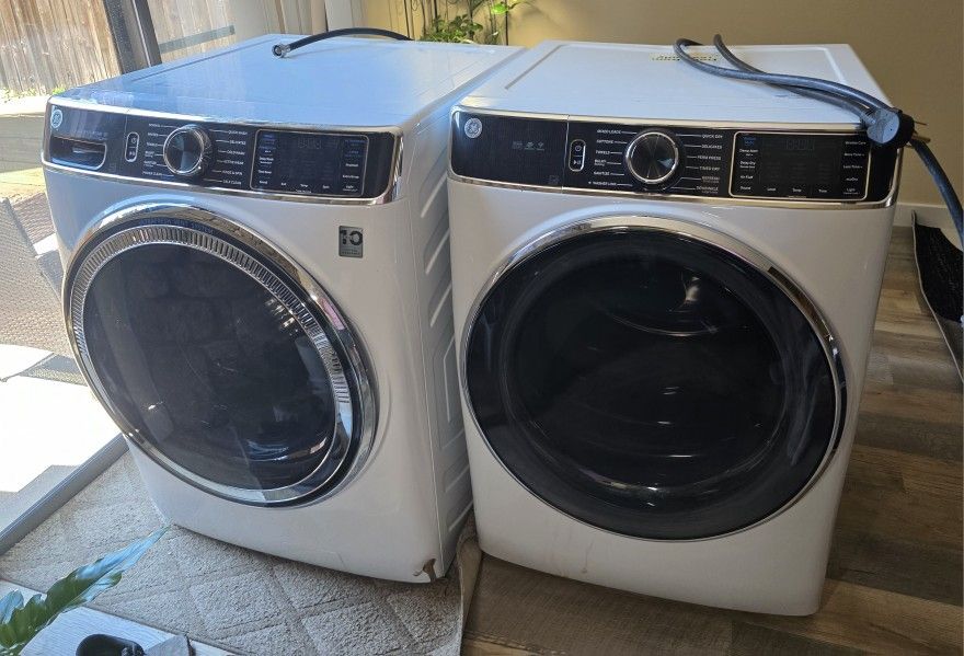 Smart GE Washer/Dryer set