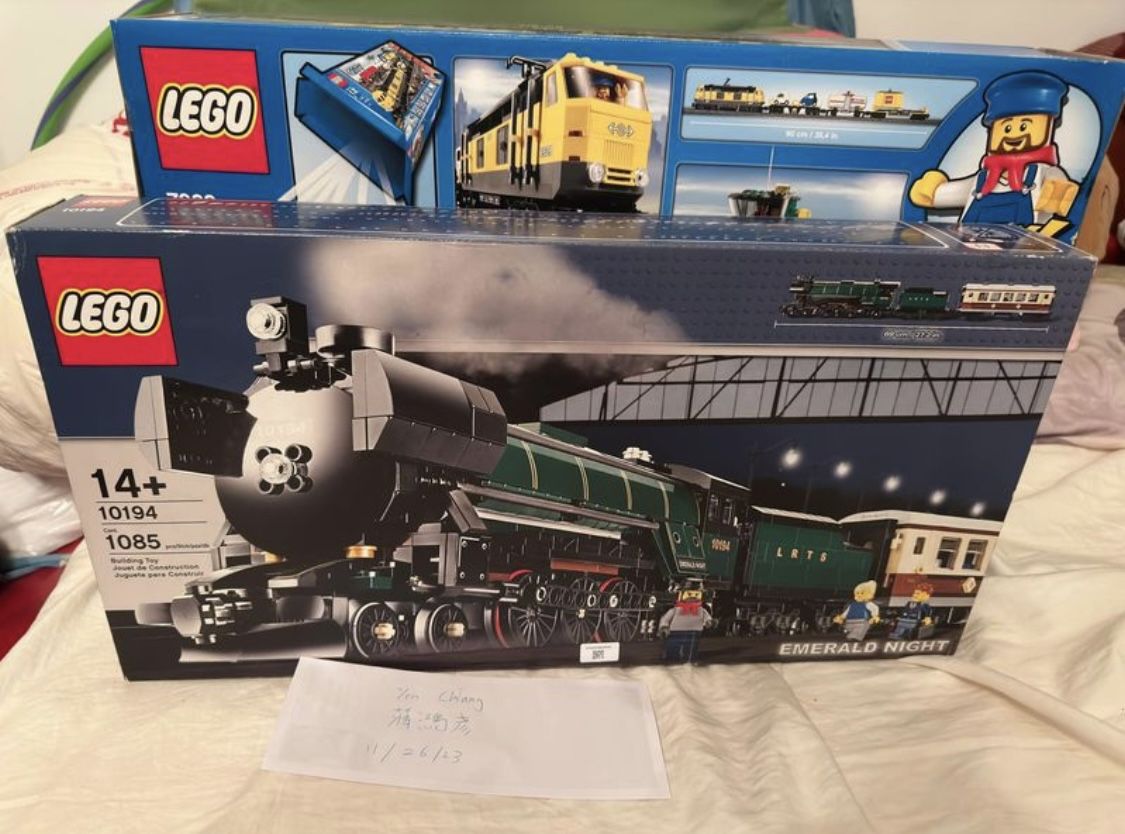 Lego 10194 Emerald Night Sealed