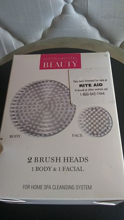Facial brush heads