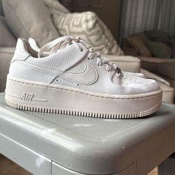 Nike Air Force 1 Sage Low