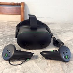 Meta Quest 3s Xbox Edition VR Headset Joy-cons Charger