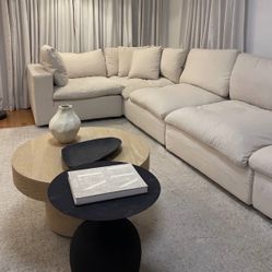 L Shapei Cream Couches