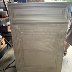 Cabinet Piece W Bottom Cupboard And Drawer On Too