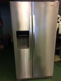 Whirlpool stainless refrigerator!!