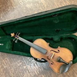 Affitto VT-44 Full Size Violin w/ Case 