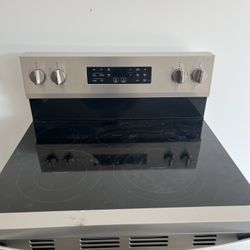 Whirlpool Range With Air Fryer